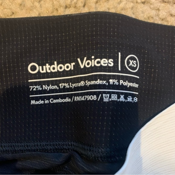 OUTDOOR VOICES Black & White Colorblock Leggings size XS - Picture 4 of 4